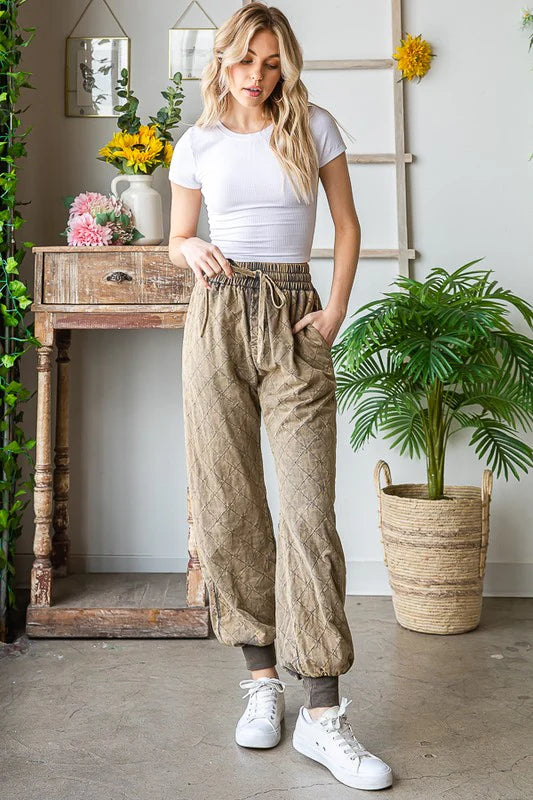 Oli & Hali Olive quilted joggers