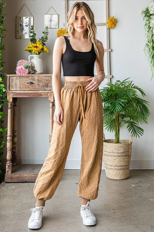 Oli & Hali Tan quilted joggers